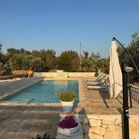 Trullo Tatauan Casa de Férias